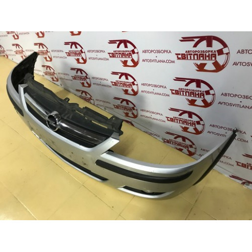 Бампер передний комплектный Opel Combo цвет z157 2003-2011 13120826